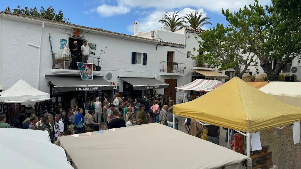 Ambachtsmarkt van Sant Joan, hippiemarkt op Ibiza
