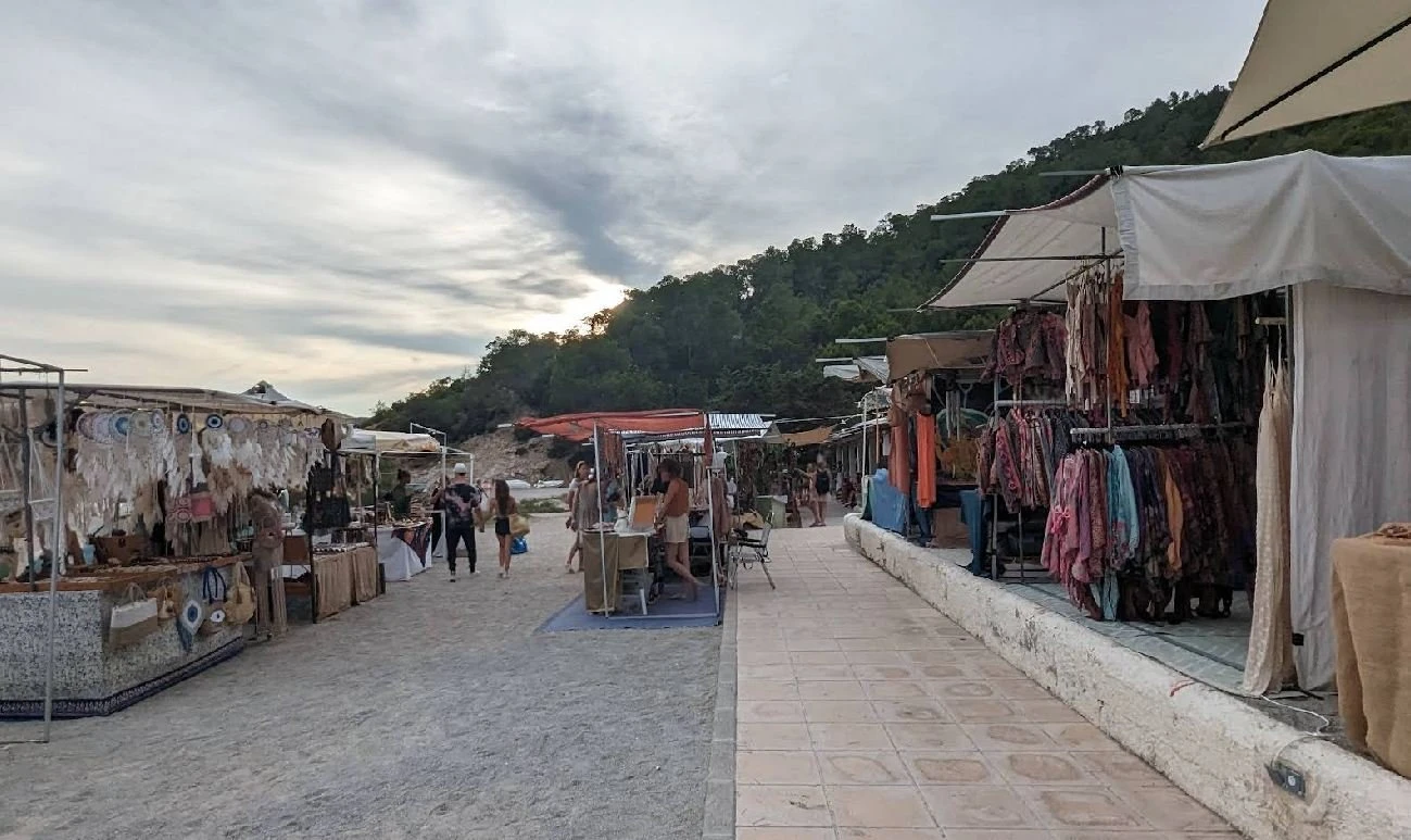 Hippiemarkt van Benirràs, hippiemarkt op Ibiza