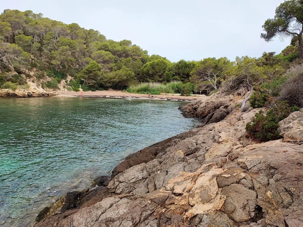 Cala Mastella, strand op Ibiza