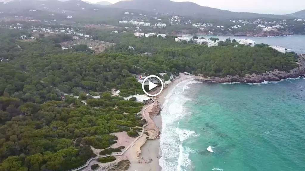 Cala Nova, strand op Ibiza