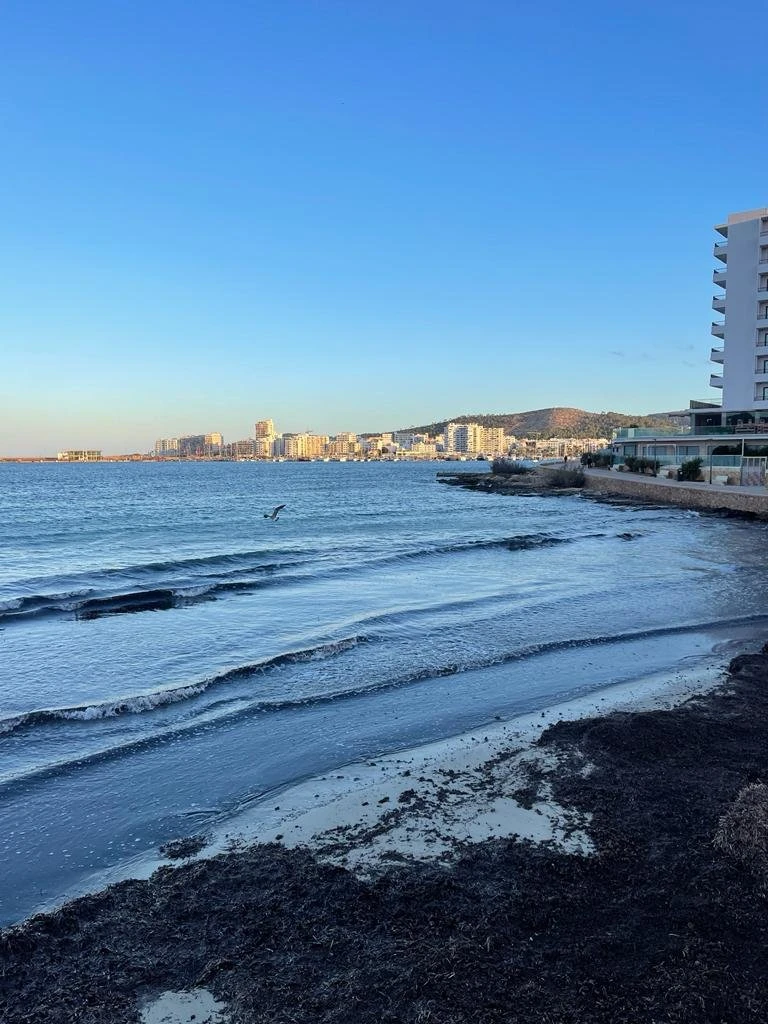 Cala de Bou, strand op Ibiza