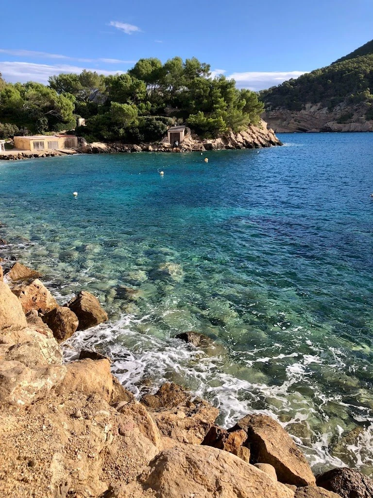 Cala de sa Ferradura, strand op Ibiza