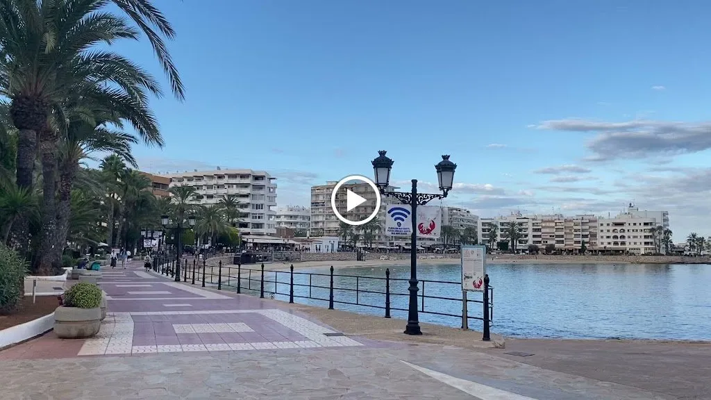 Platja de Santa Eulària, strand op Ibiza
