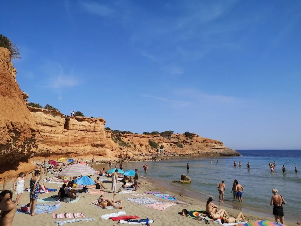 Es Bol Nou, strand op Ibiza