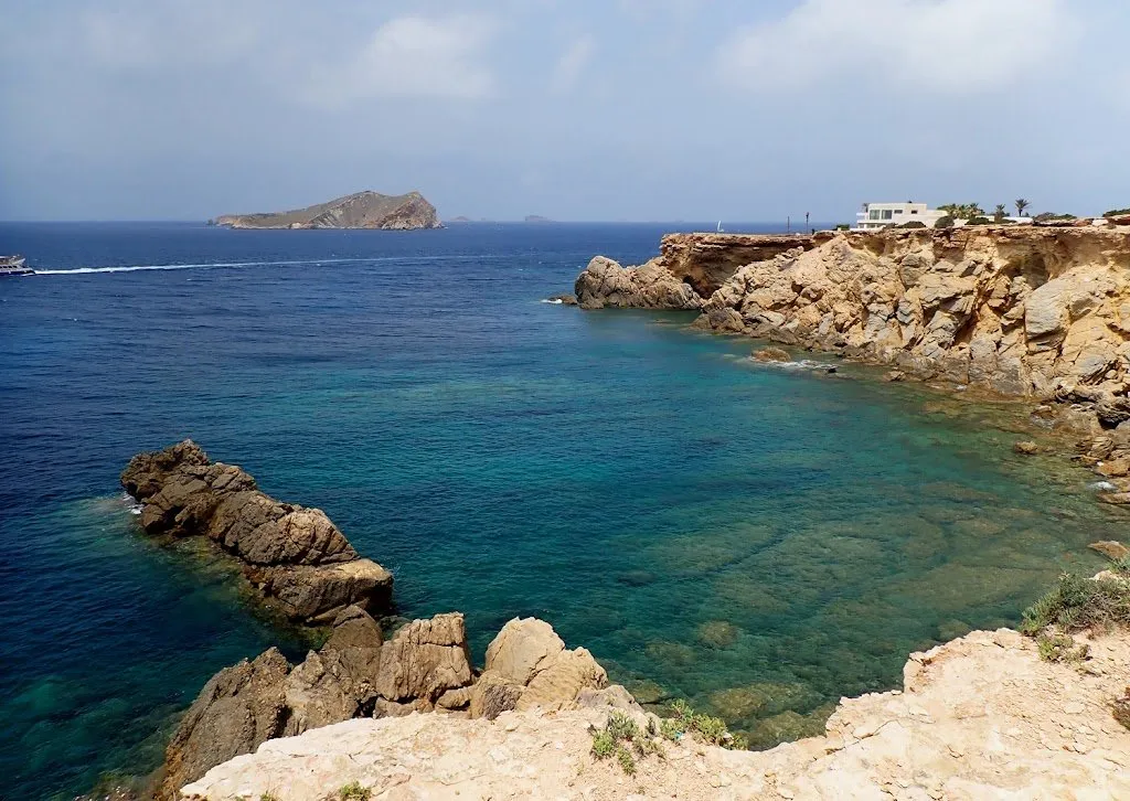 Grot van Sa Figuera Borda (The Rave Cave), secret spot op Ibiza