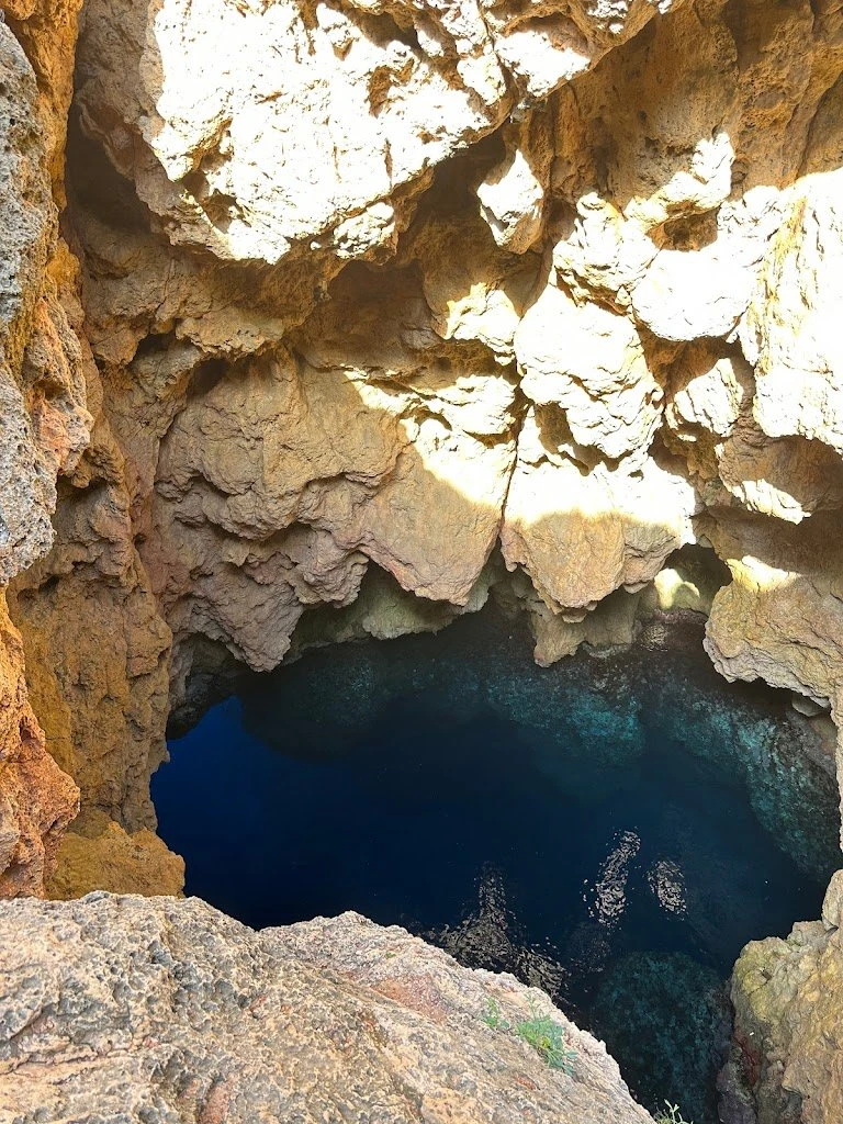 Grot van het Licht / waterhol van Na Coloms, secret spot op Ibiza