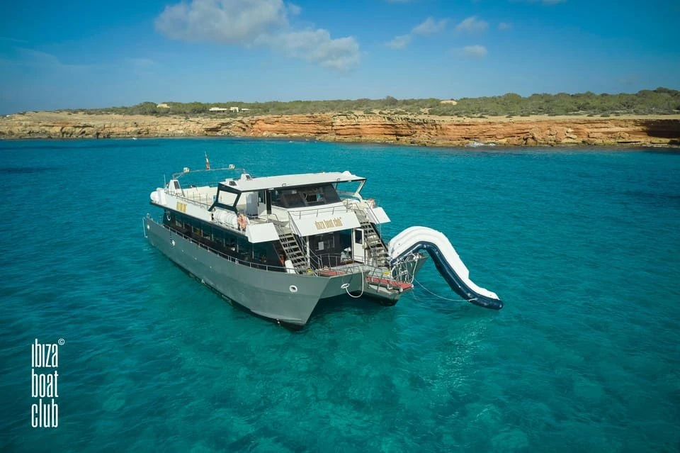 Ibiza Boat Club, bootfeest op Ibiza