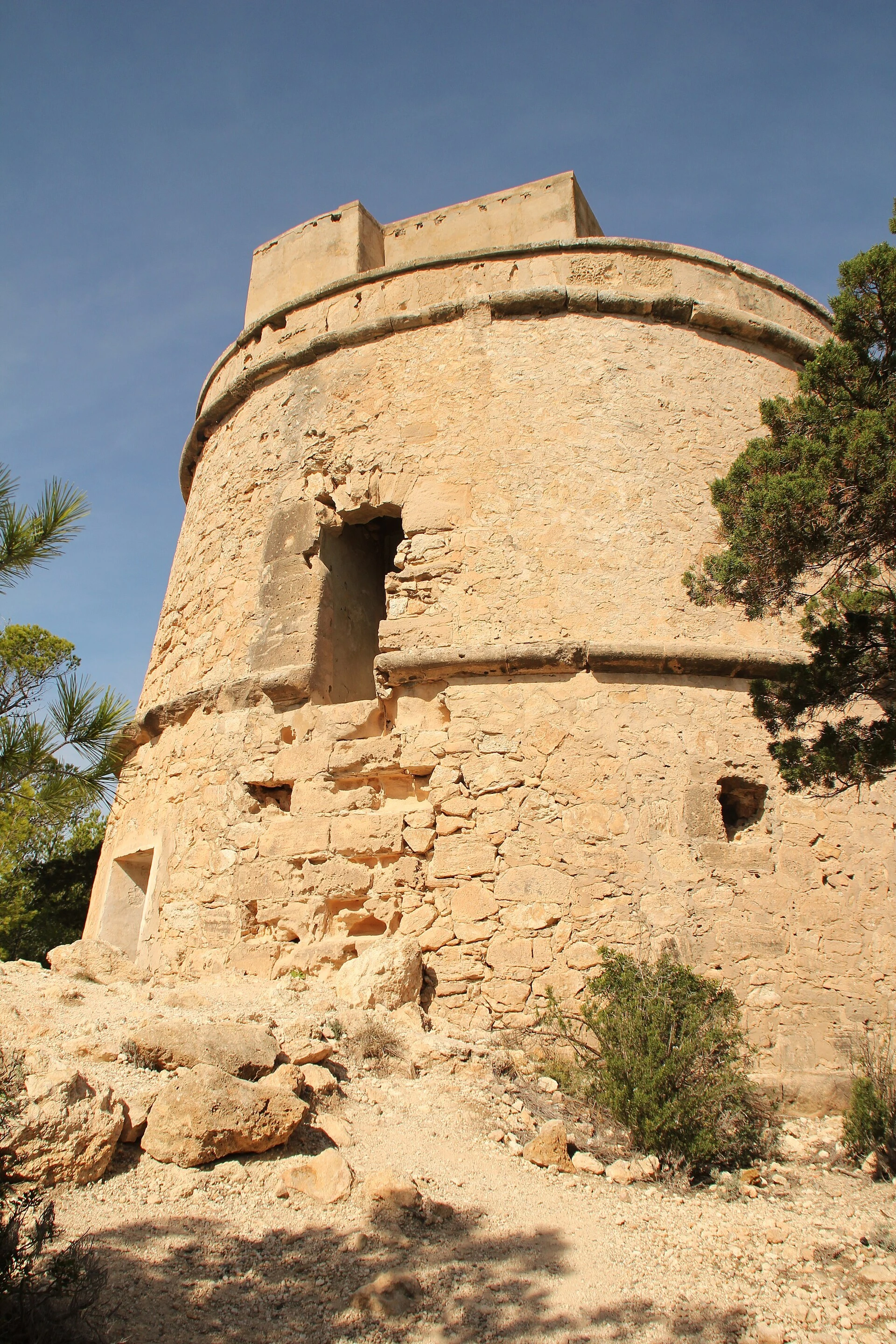 Torre de Portinatx, secret spot op Ibiza